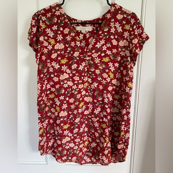 LOFT Tops - LOFT Maternity Red Floral Women's Top